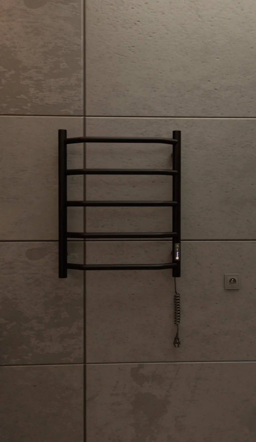 Trapezium 5 Black